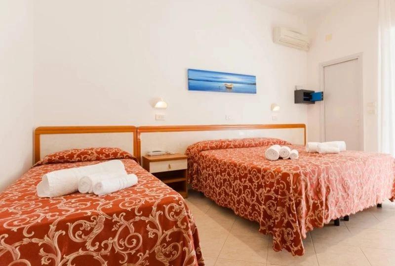 Hotel Ivana ميسانو ادرياتيكو المظهر الخارجي الصورة