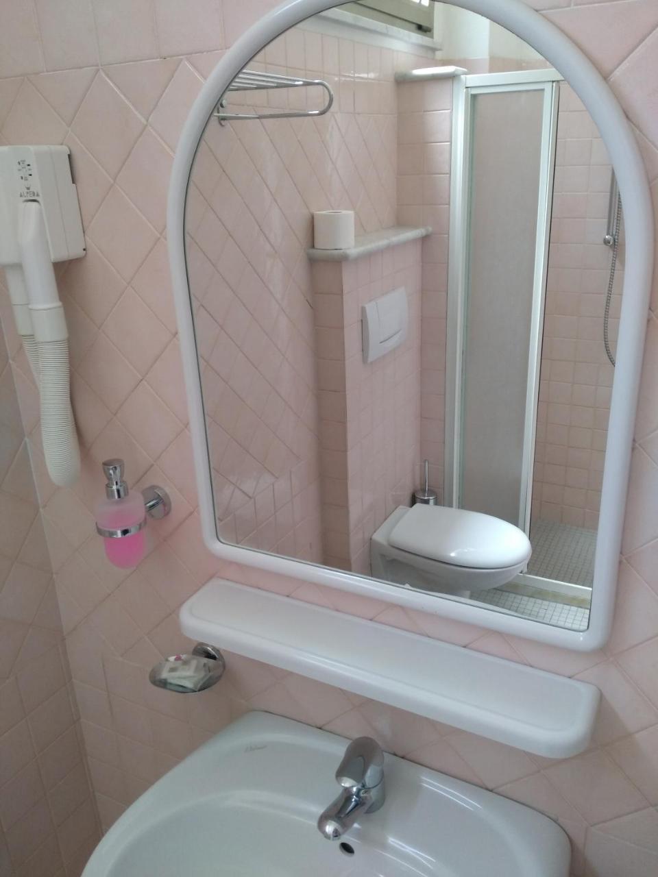 Hotel Ivana ميسانو ادرياتيكو المظهر الخارجي الصورة